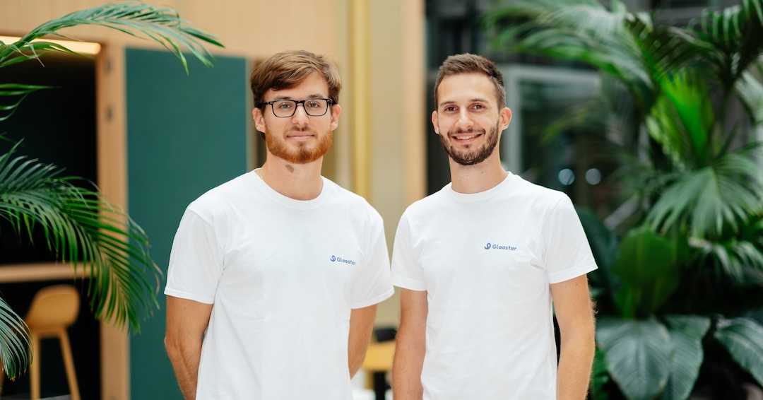 Glaaster