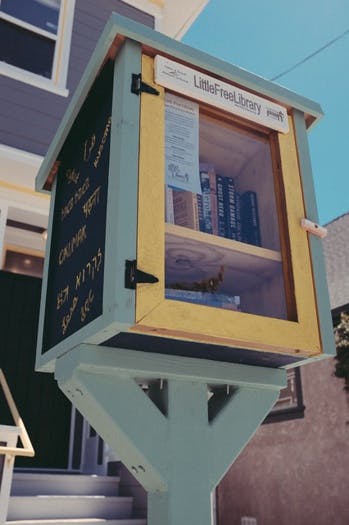 Échanges, dons, décorations… Que faire des livres que vous n'utilisez plus ?