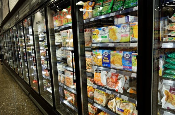 Quatre nouveaux systèmes d'étiquetage nutritionnel en test dans les supermarchés