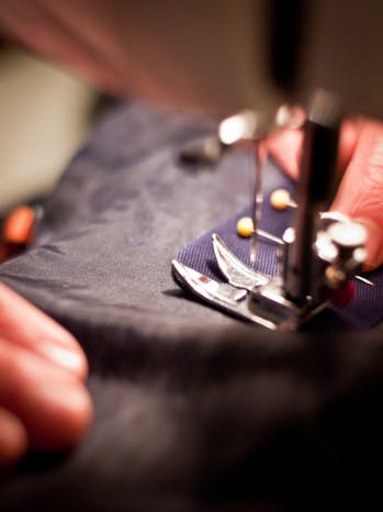 Réparation, recyclage : comment donner une seconde vie à vos vêtements de sport