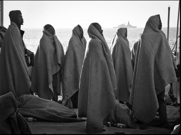 À bord de l'Aquarius, ces photos documentent le secours de migrants en détresse