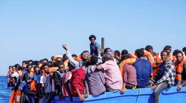 À bord de l'Aquarius, ces photos documentent le secours de migrants en détresse