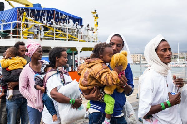À bord de l'Aquarius, ces photos documentent le secours de migrants en détresse