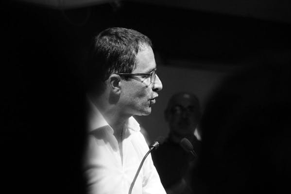 Primaire à gauche : Benoît Hamon, le revenu universel au cœur du débat