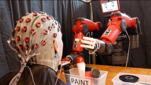 Baxter le robot : connecté à votre cerveau, il exauce vos pensées