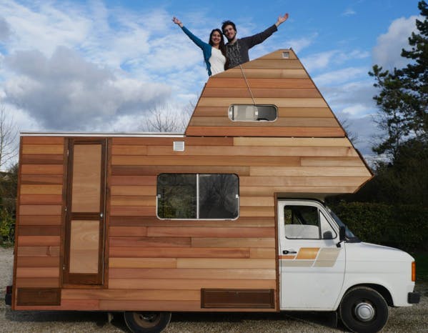 En camping-car autonome, ce couple va vivre une odyssée écolo sur les routes françaises