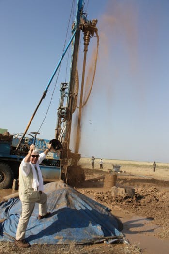 Alain Gachet, le sourcier français qui fait jaillir l'eau de l'Irak au Tchad