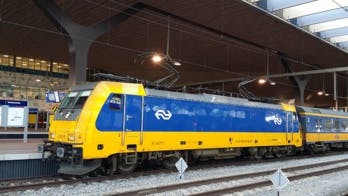 Le réseau ferré indien – 23 millions d'usagers par jour – inaugure un train solaire