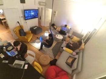 Coliving : ces entrepreneurs qui décident de vivre et travailler ensemble dans un seul lieu