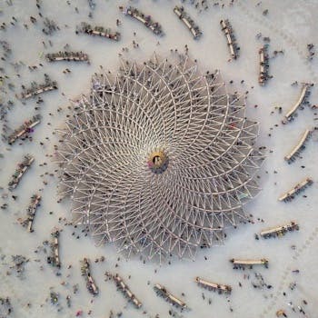 Cet architecte français a mis le feu au Burning Man