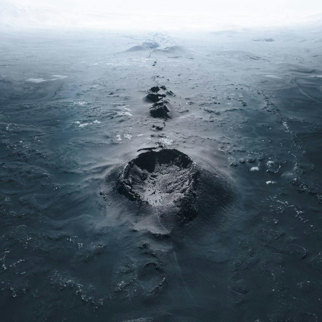 Un désert volcanique inhabitable dans les hautes terres islandaises. Les conditions climatiques ici sont si dures que, pendant la majeure partie de l'année, la vie ne prospère pas. Photographe : Lorenzo Poli.