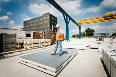 À Amsterdam, on roule sur des panneaux solaires