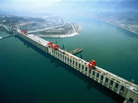 Énergies renouvelables : dans quel pays embauchent-elles le plus ?