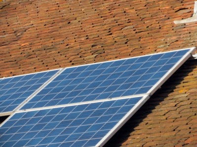 En Californie, des panneaux solaires pour les plus pauvres grâce à la taxe carbone
