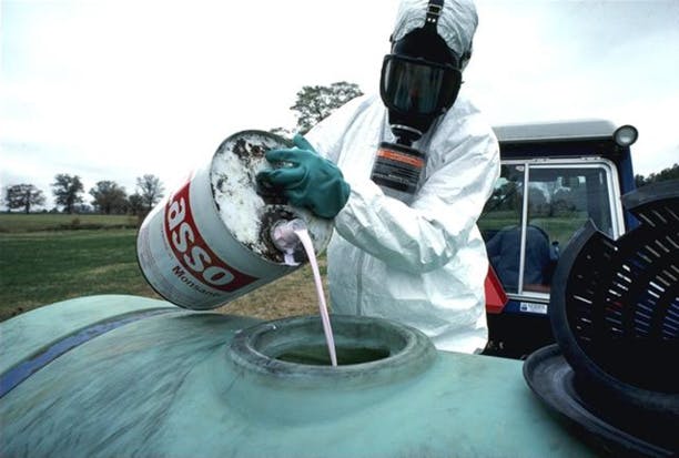 Monsanto condamné pour l'intoxication d'un agriculteur français