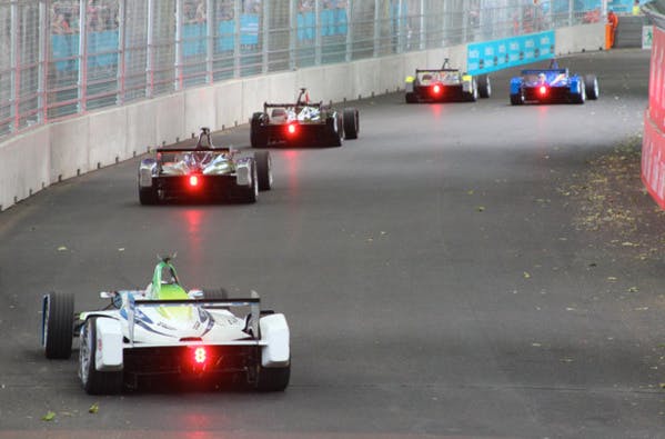 Roborace, la Formule E sans pilote, arrive en 2016