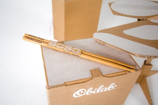 Jouer de la musique avec du carton, c'est possible : voici la batterie 100 % recyclable