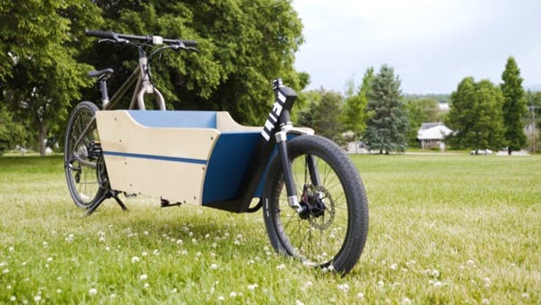 Moins cher qu'un vélo cargo, ce kit fait de votre bicyclette un transporteur