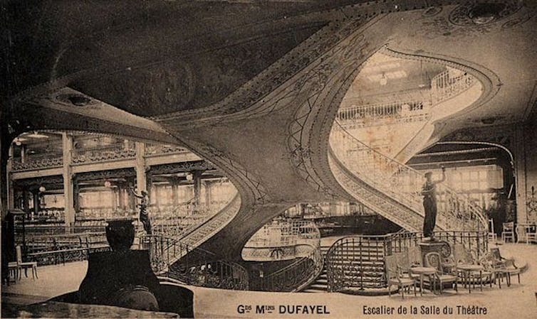Vue de l’intérieur du Palais de la nouveauté de Paris au XIXᵉ siècle