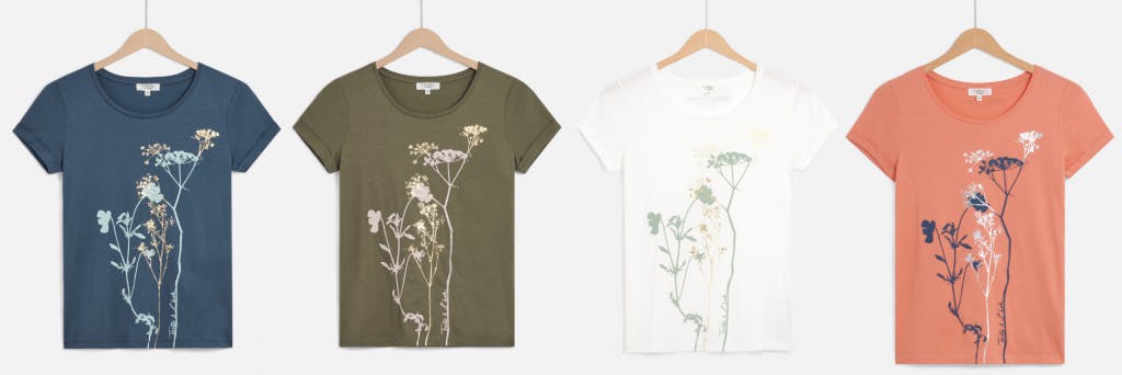 Les 4 T-shirts imaginés par Caroll et dont les bénéfices seront reversés à l'association "Toutes à l'école". Photo : DR