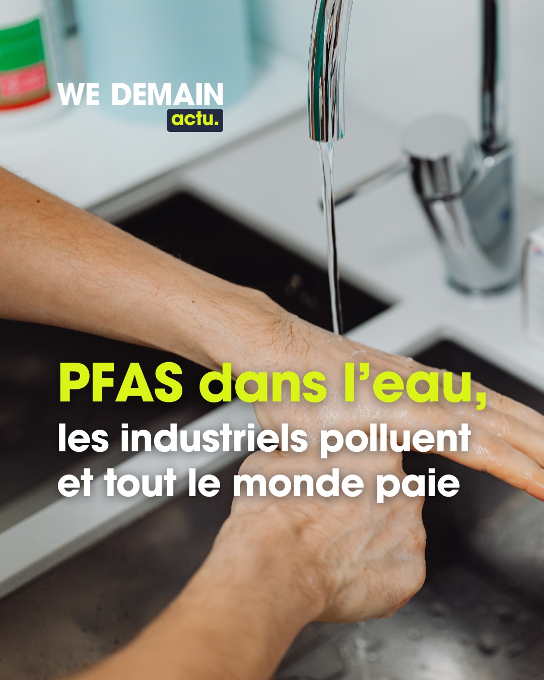 ☢️ La redevance PFAS, qui est entrée en vigueur ce 1er septembre 2026, impose aux industriels un prélèvement de 100 € pour chaque 100 g de PFAS rejetés dans l’eau. 

Cette mesure, appliquée sur 28 substances ciblées, vise à faire contribuer les pollueurs aux coûts de dépollution, tout en offrant un abattement de 80 % aux sites dont les rejets sont traités en station d’épuration.
 
Si le dispositif représente une première étape vers le principe du pollueur‑payeur, son impact financier reste limité face aux besoins globaux de dépollution, estimés à ≈ 2 milliards d’euros par an. La redevance PFAS ne couvre qu’une fraction de la facture totale, et laisse une importante marge de manœuvre quant à la part réelle prise en charge par les industriels.

Abonne‑toi pour rester informé des dernières actualités environnementales. 🌱
 
#pfas #pollueurpayeur #eau